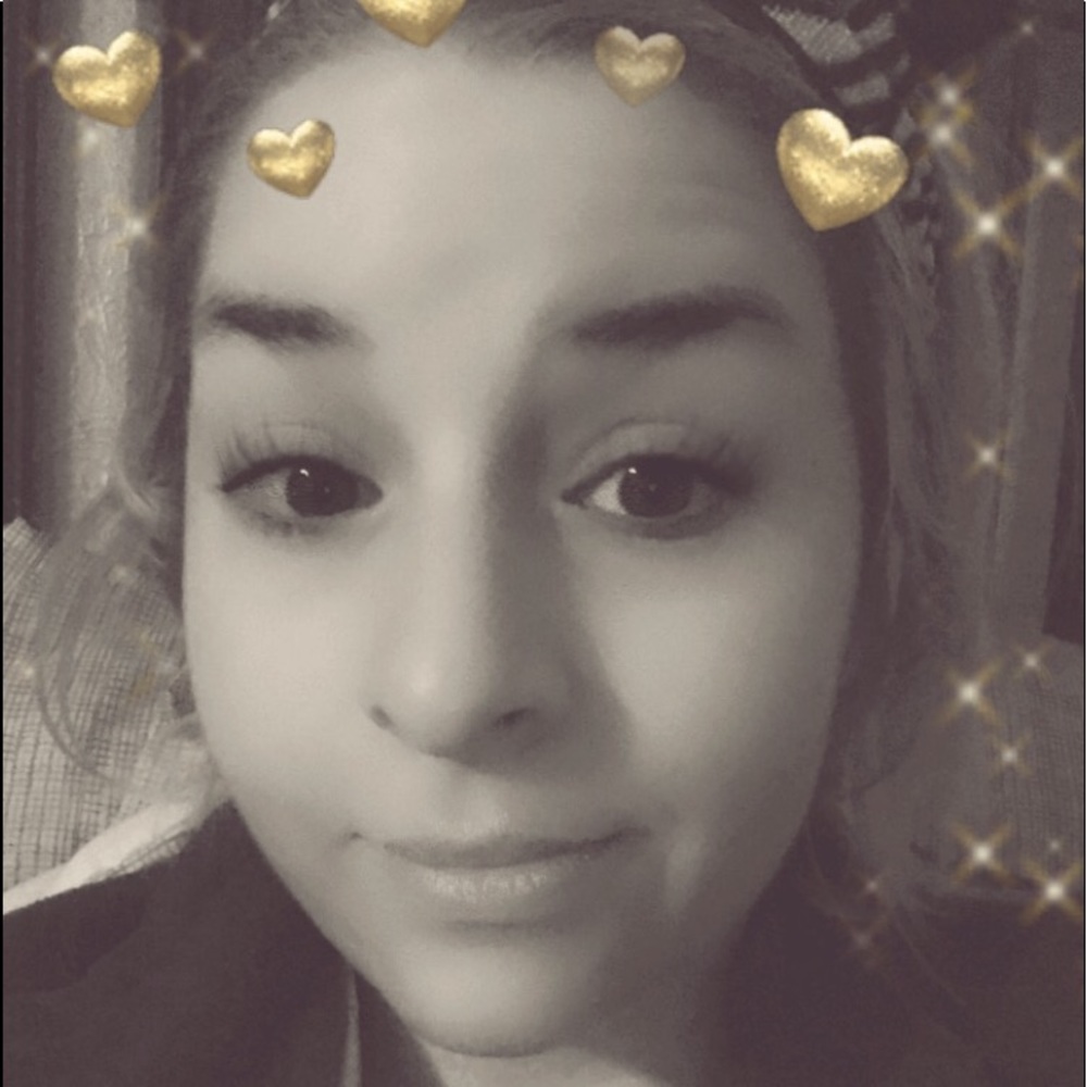 Meet your Posher, Elysia